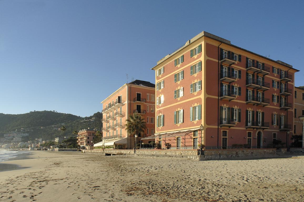 Hotel Residence Baiadelsole 莱圭利亚 外观 照片