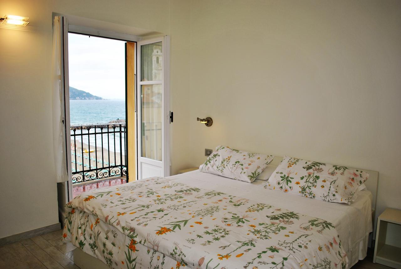 Hotel Residence Baiadelsole 莱圭利亚 外观 照片